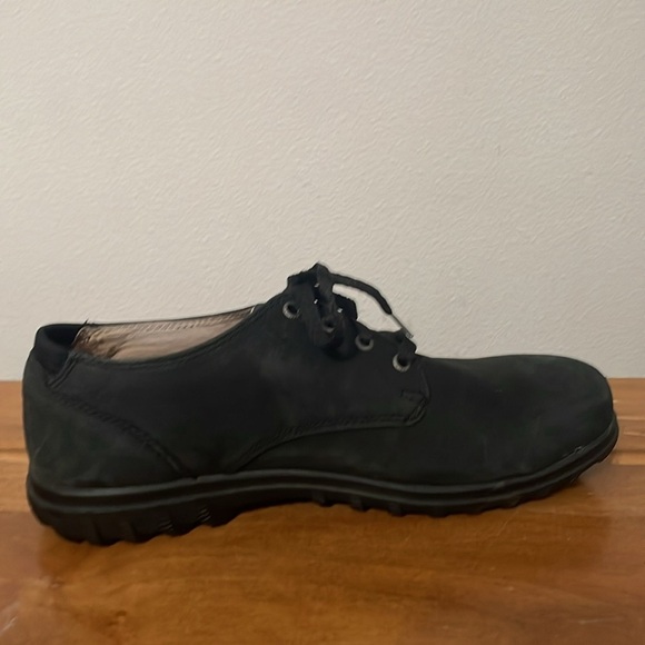 Bogs Eugene Black Leather Waterproof Lace Up Mens Low Top Shoes Size 9